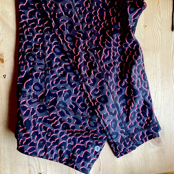 Velocity Pink Leopard Leggings 7/8 w/pockets - Picture 1 of 2